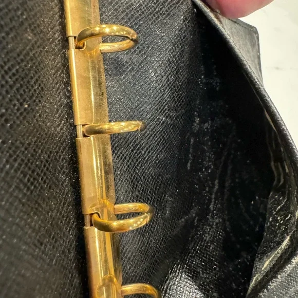 Authentic Louis Vuitton Agenda wallet
